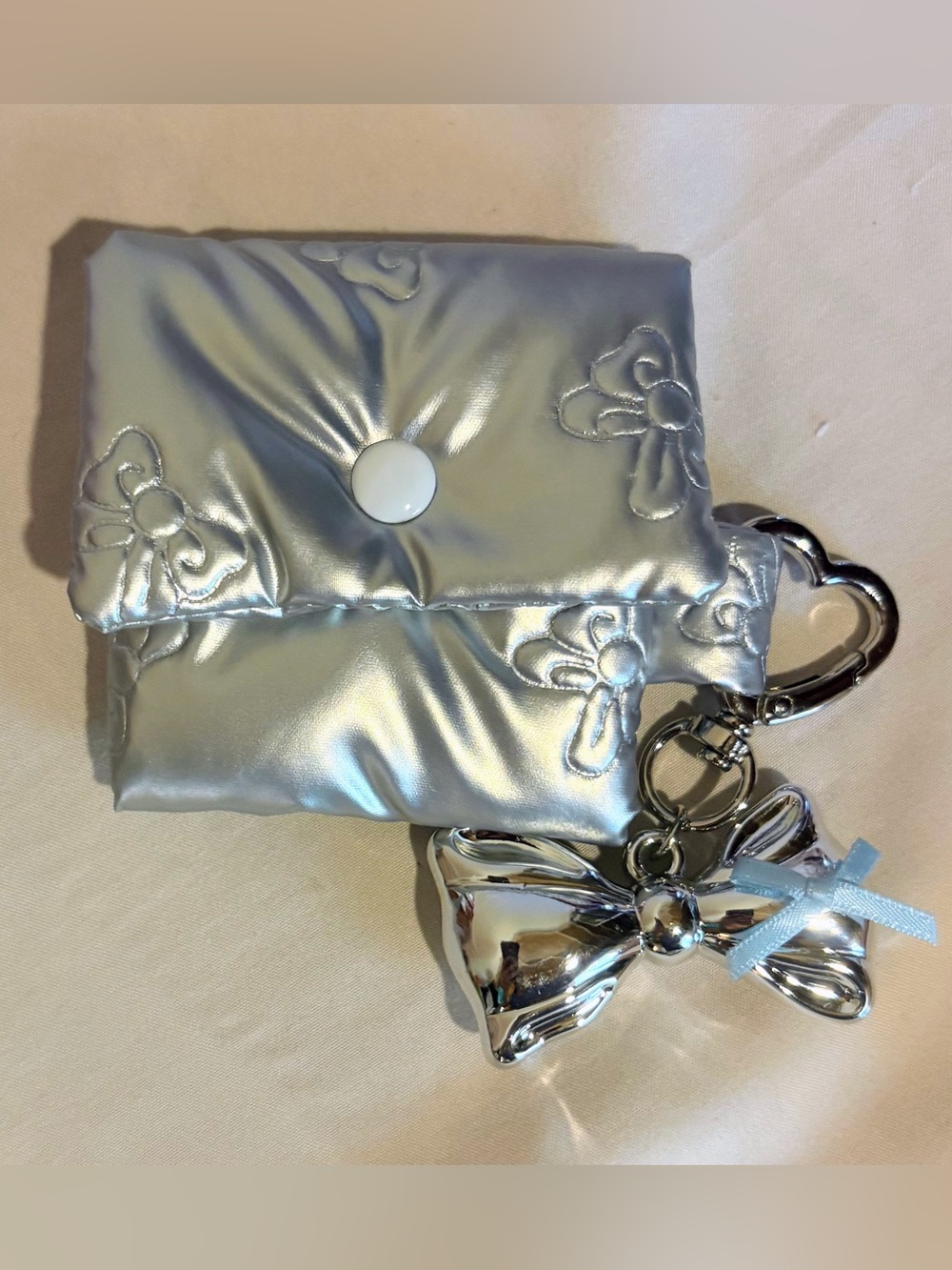 Plush Silver Snap Closure Pouch & Silver Bow Charm - nwot